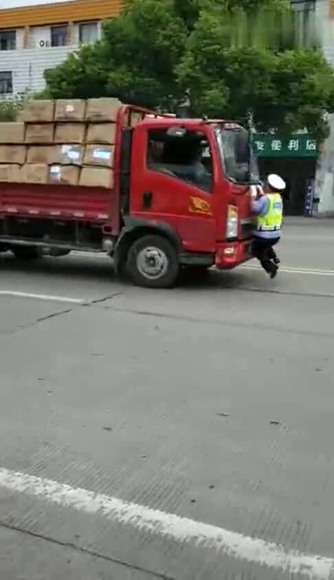 安全标志指示标志是什么颜色相关问题_1